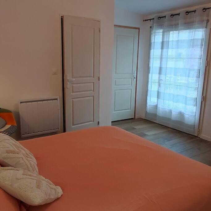 Holiday home Maison Spacieuse 50 M De La Ouistreham